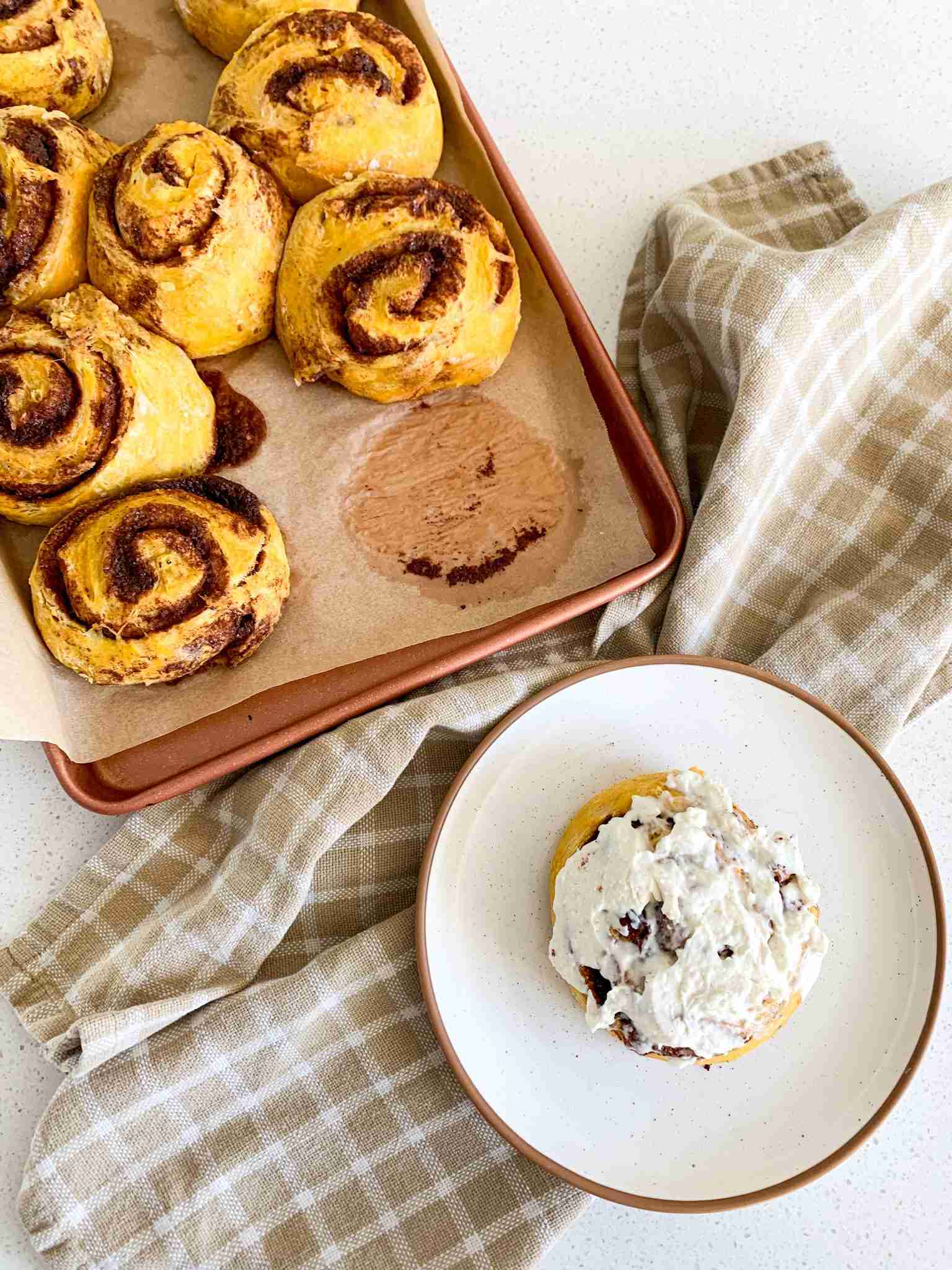 sourdough pumpkin cinnamon rolls