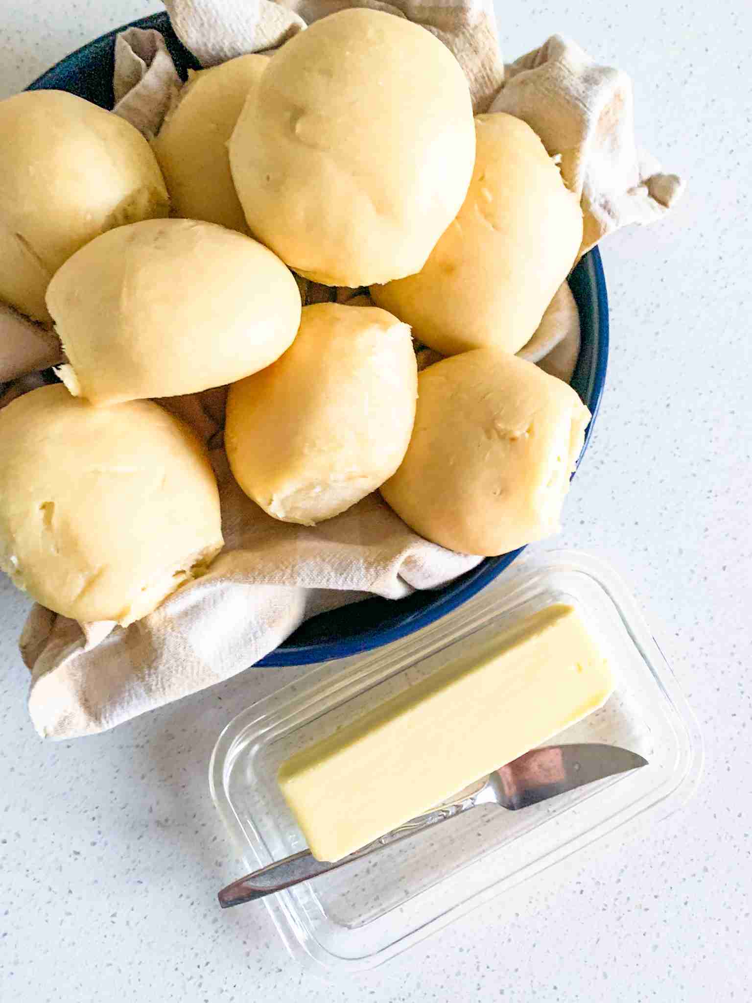 sourdough dinner rolls