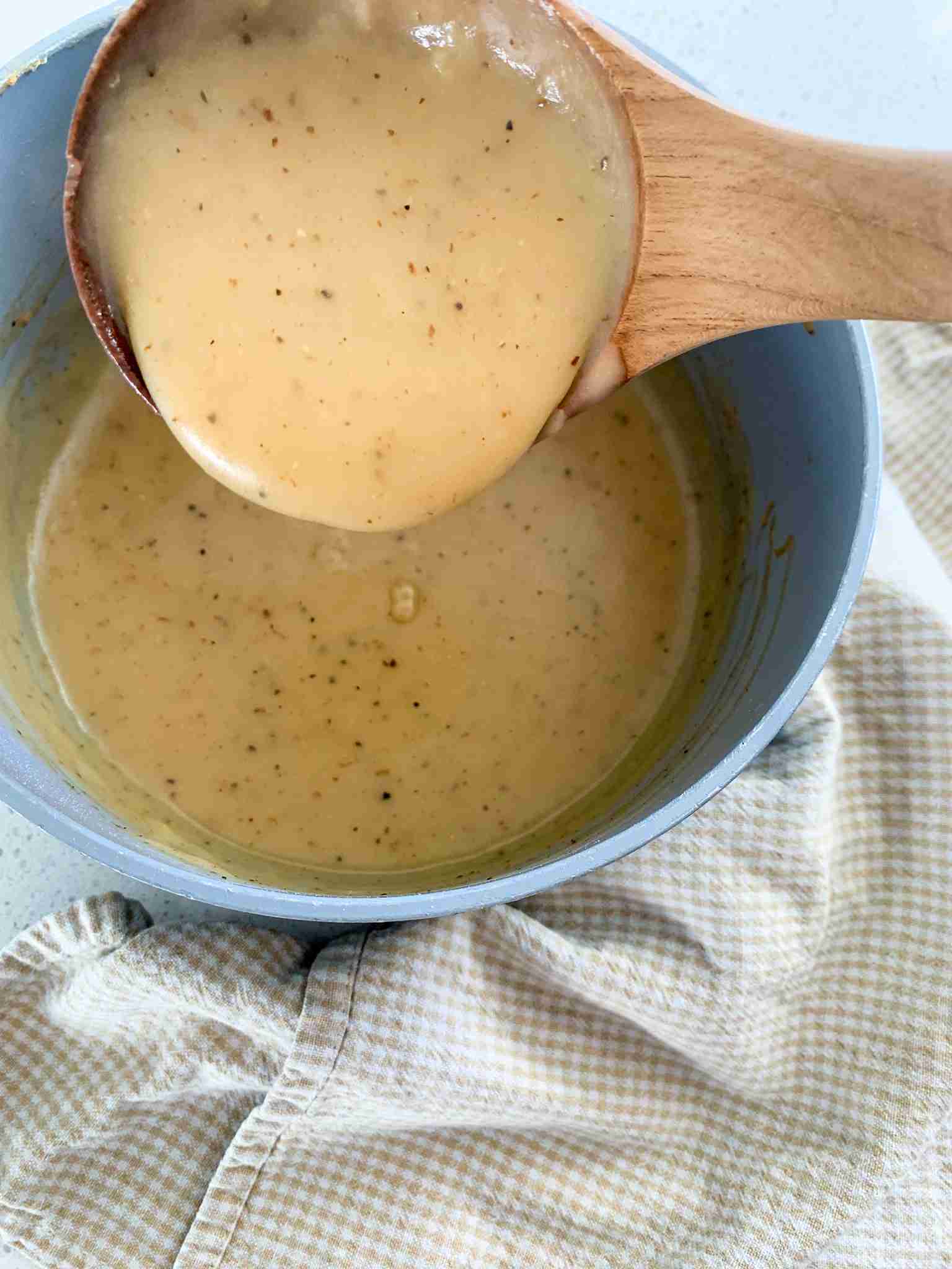 Homemade Brown Gravy (No Drippings or Cornstarch Needed) Plum Branch Home