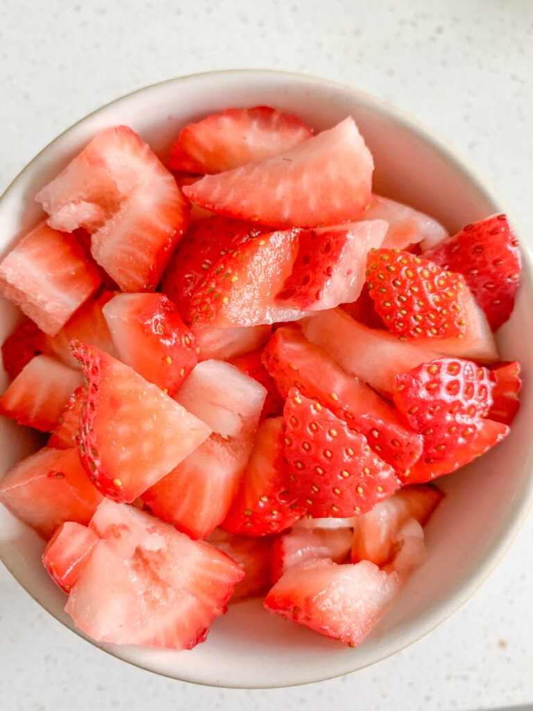 fresh strawberries cut for balsamic chicken