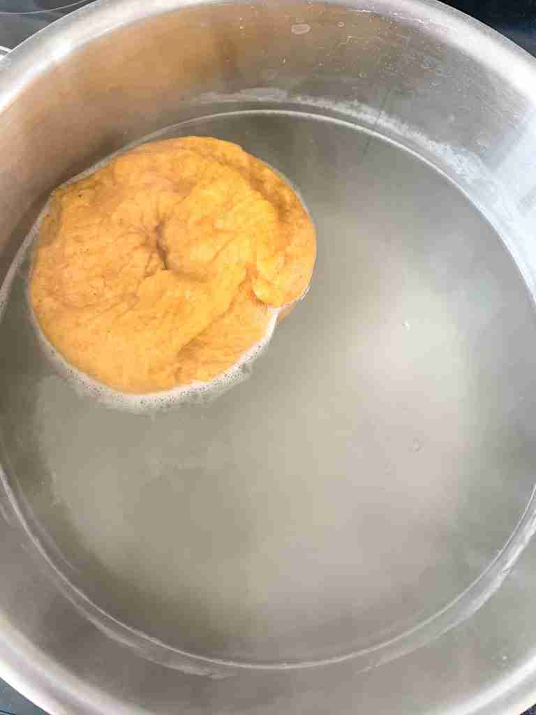 boiling pumpkin bagel