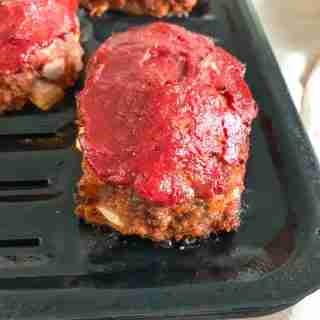 freshly cooked mini meatloaves