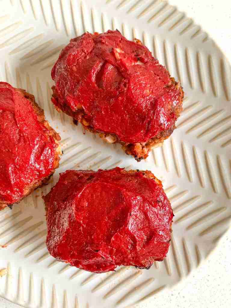 freshly cooked mini meatloaves