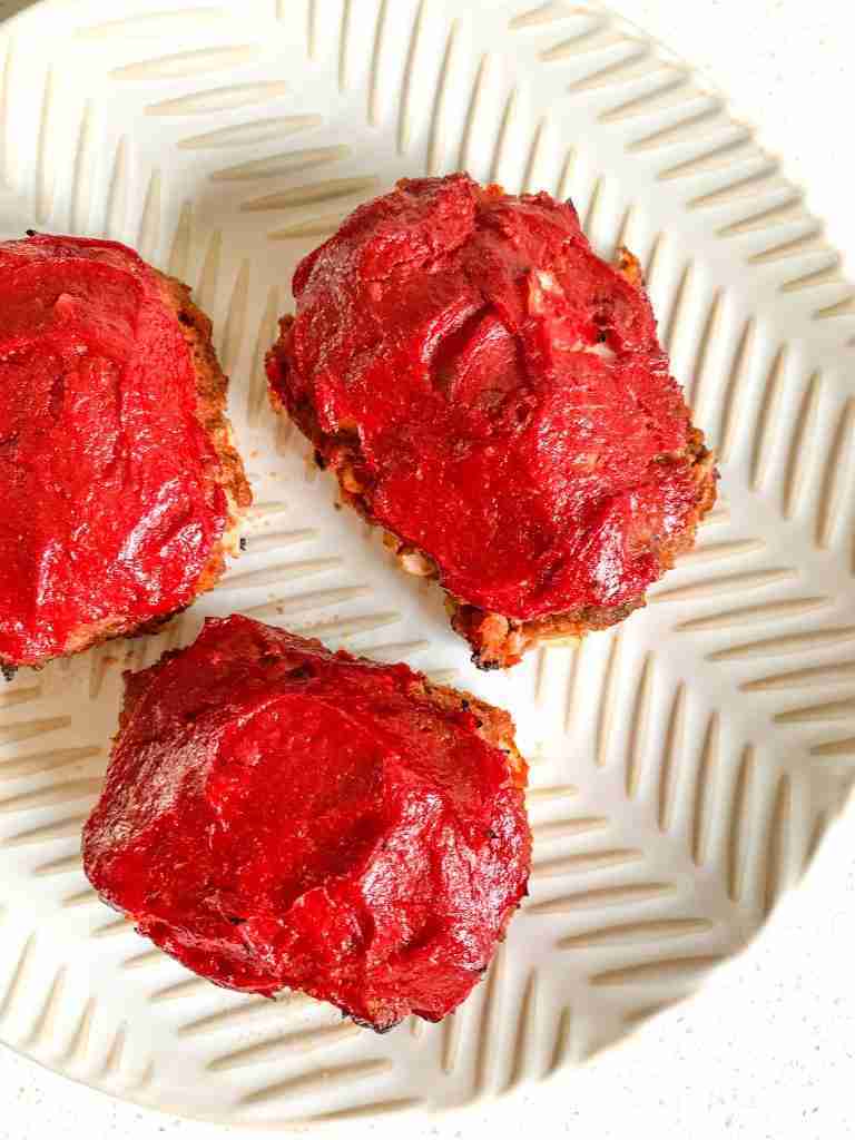 freshly cooked mini meatloaves