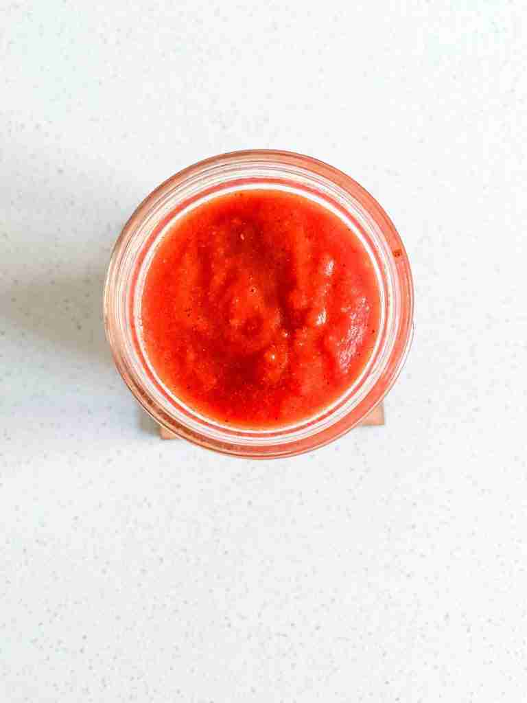 freshly made marinara dipping sauce