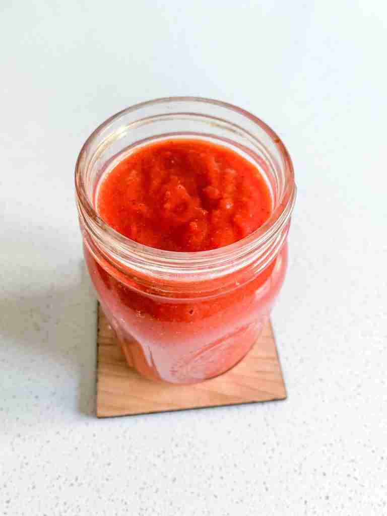 freshly made marinara dipping sauce