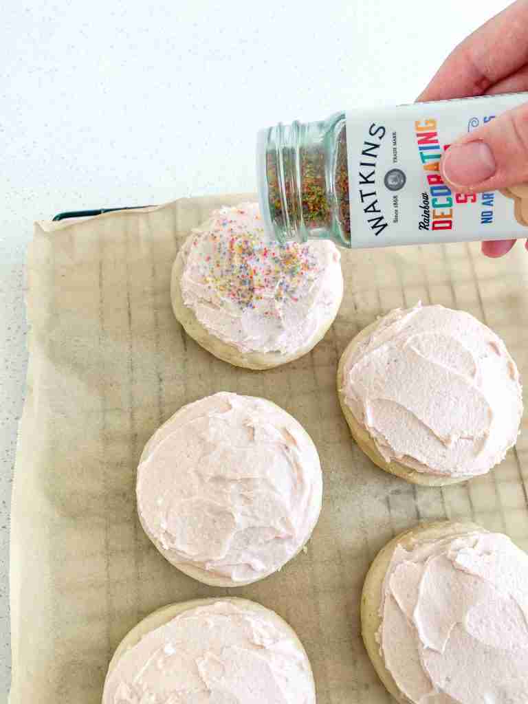 decorating frosted sourdough lofthouse cookies