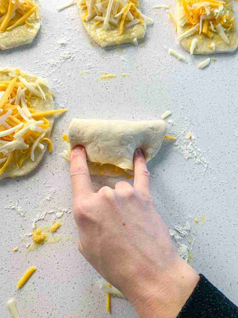 sealing garlic pull apart dough
