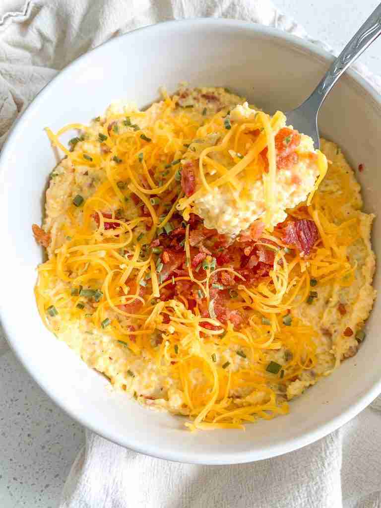 freshly made bowl of bacon cheese grits