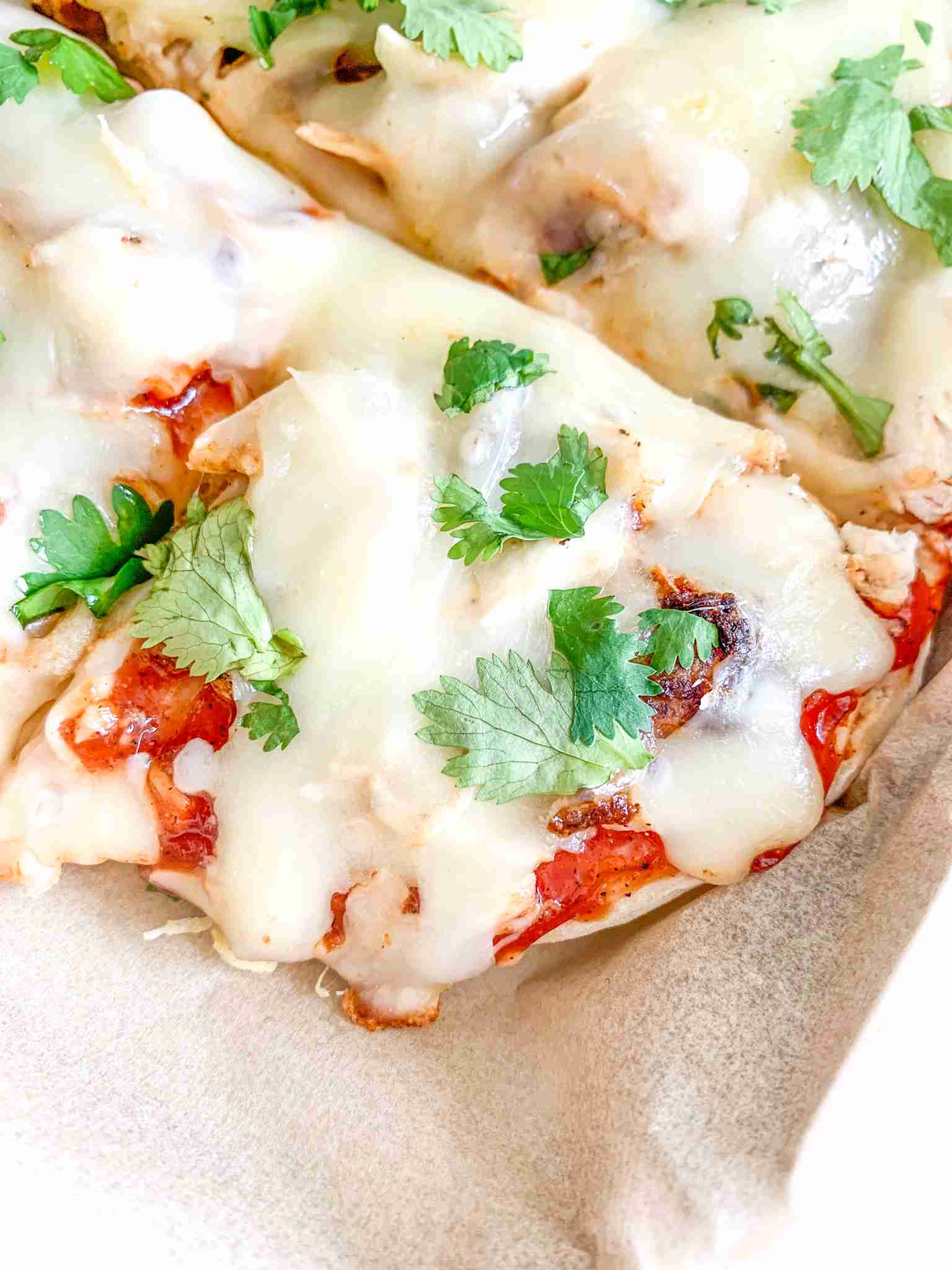 freshly cooked bbq chicken flatbread pizza