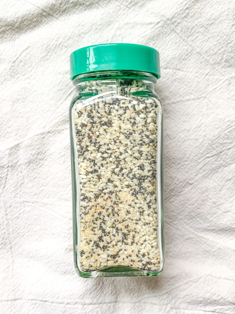 freshly made homemade everything bagel seasoning in a jar