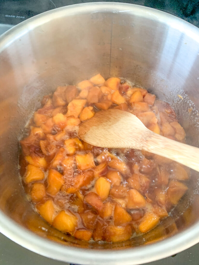 cooking peach pie filling