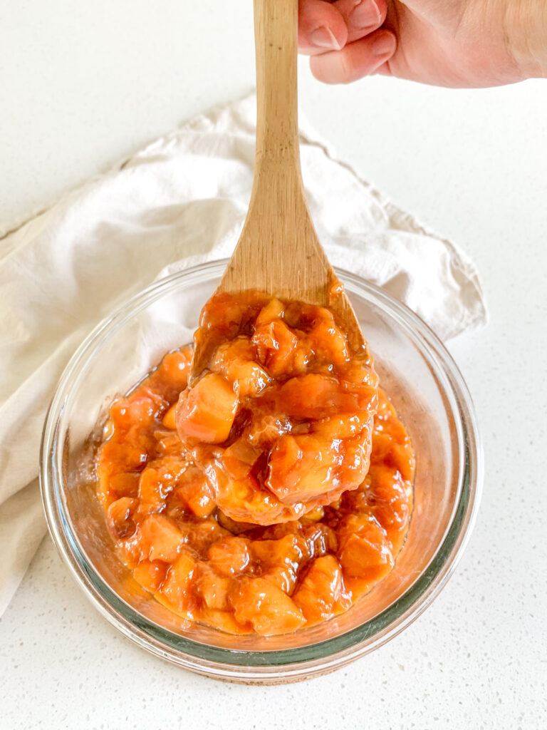 letting peach pie filling cool