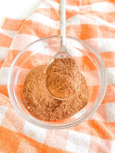 freshly mixed homemade pumpkin spice blend